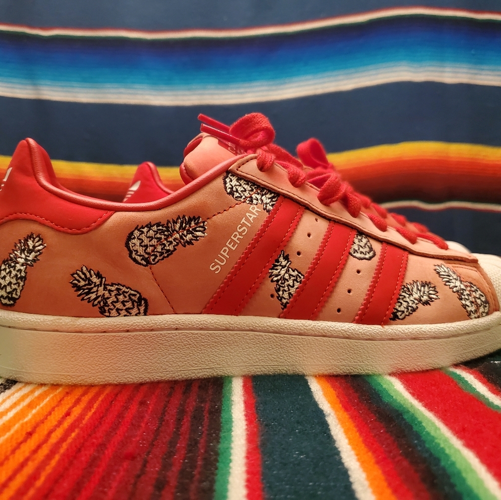 Women's DS Adidas sneakers